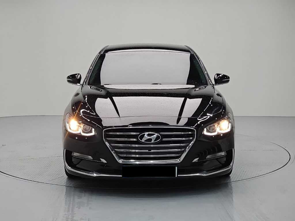 Hyundai Grandeur — photo 02