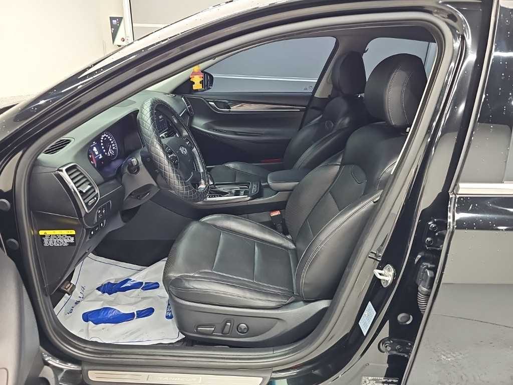 Hyundai Grandeur — photo 11