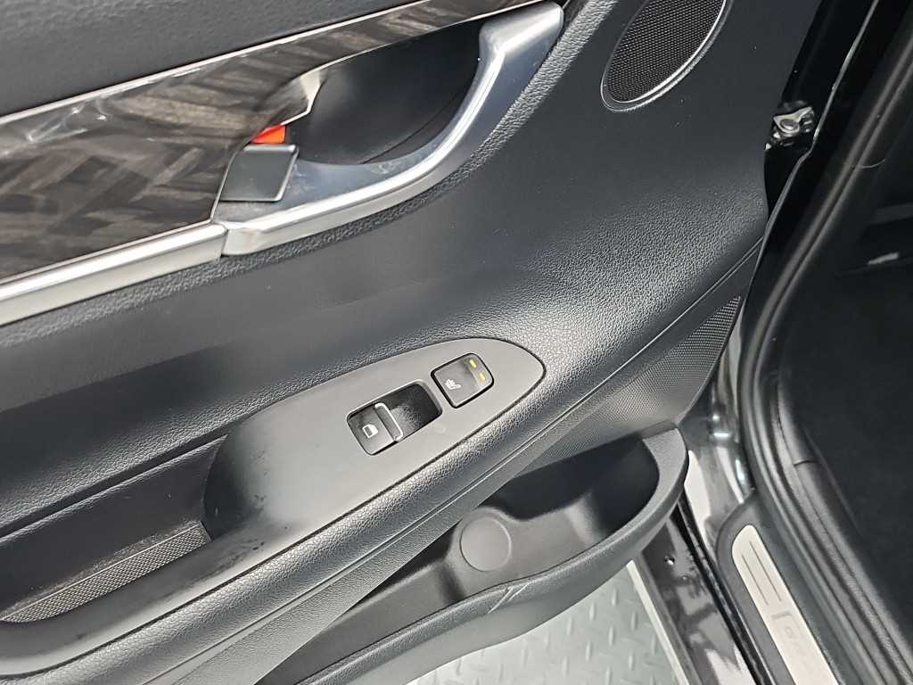 Hyundai Grandeur — photo 13