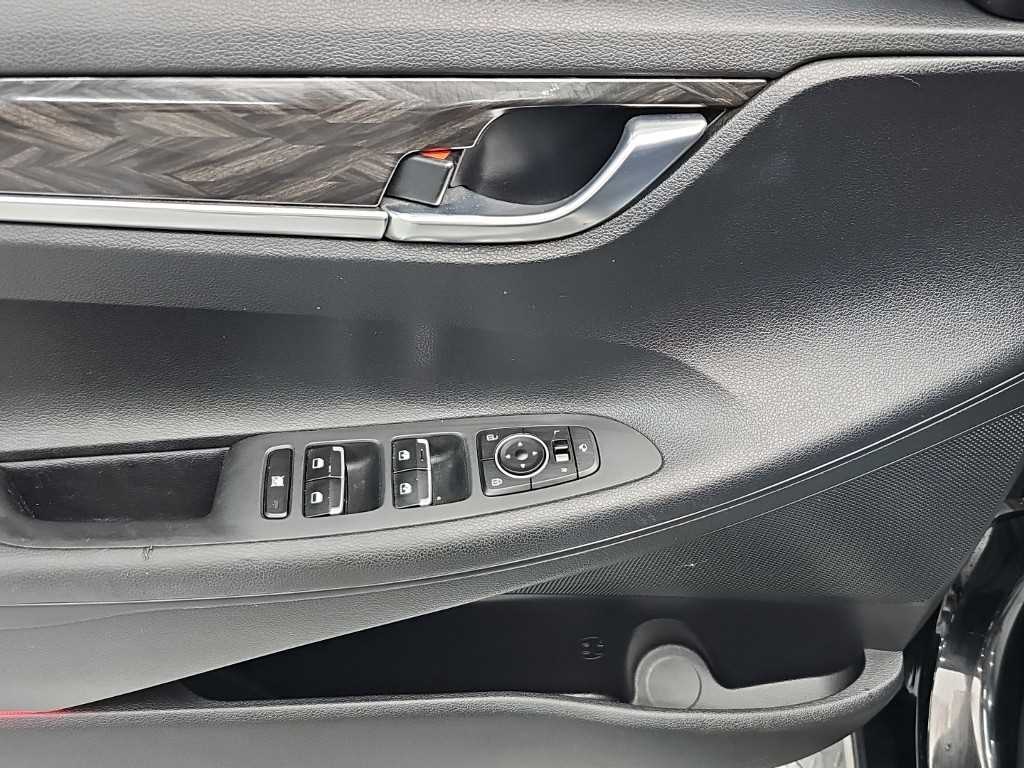 Hyundai Grandeur — photo 16