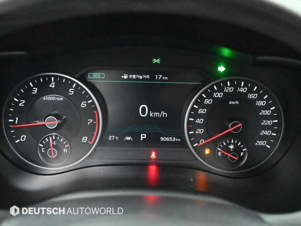 Kia Stinger — photo 09