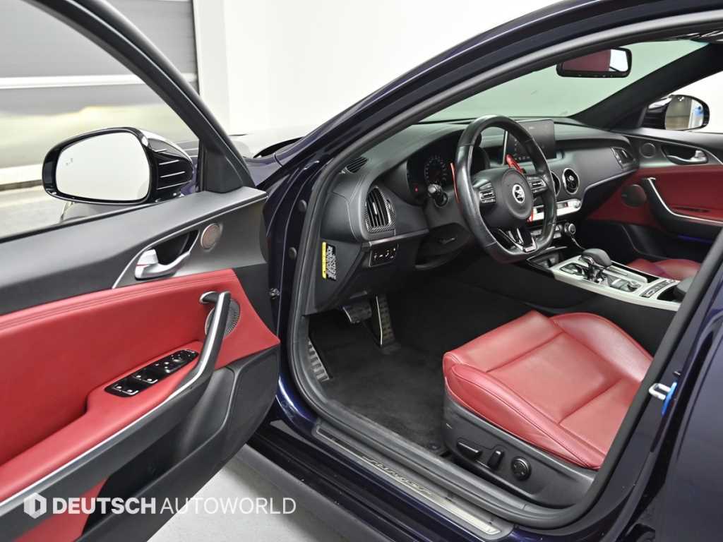 Kia Stinger — photo 10