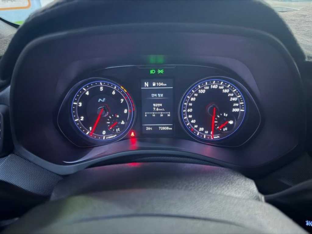 Hyundai Veloster — photo 09