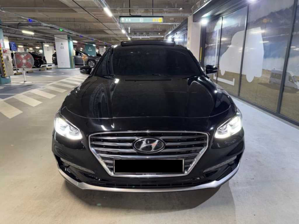 Hyundai Grandeur — photo 01