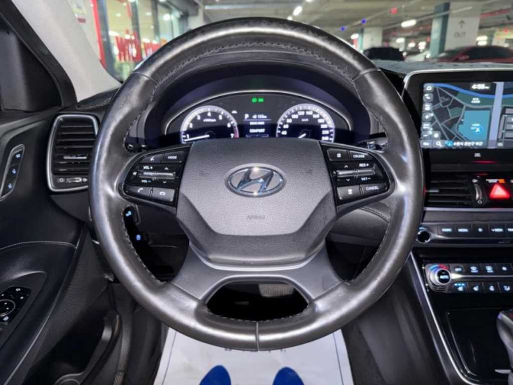 Hyundai Grandeur — photo 08
