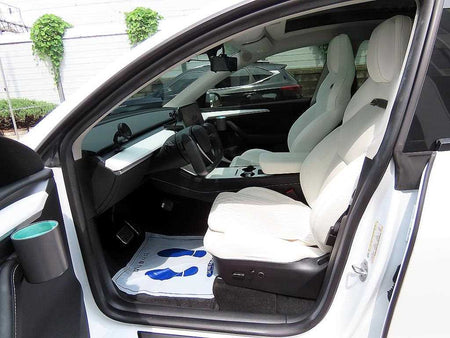 Tesla Model Y — photo 05