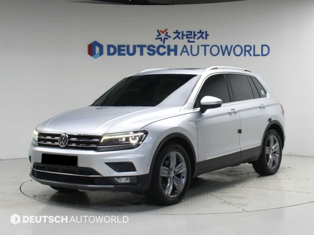 Volkswagen Tiguan — photo 01