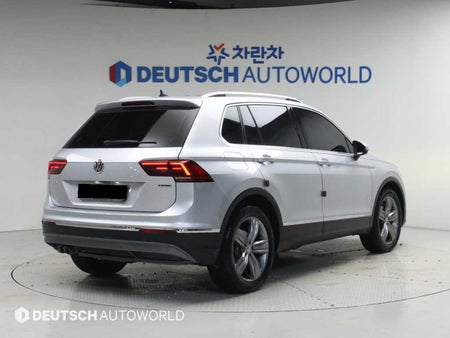 Volkswagen Tiguan — photo 02
