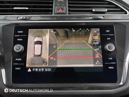 Volkswagen Tiguan — photo 15