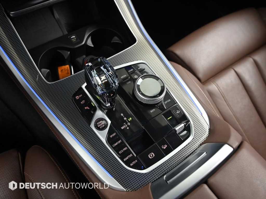 BMW X5 — photo 09