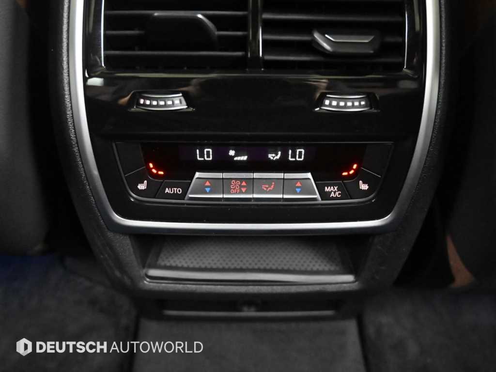 BMW X5 — photo 16