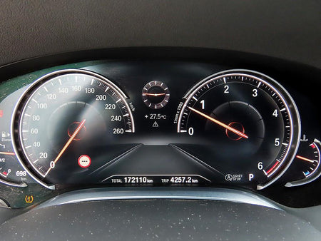 BMW 7-Series — photo 09
