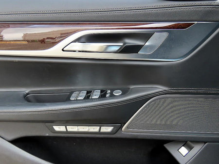 BMW 7-Series — photo 12