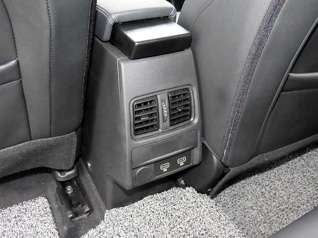 RENAULT XM3 — photo 18