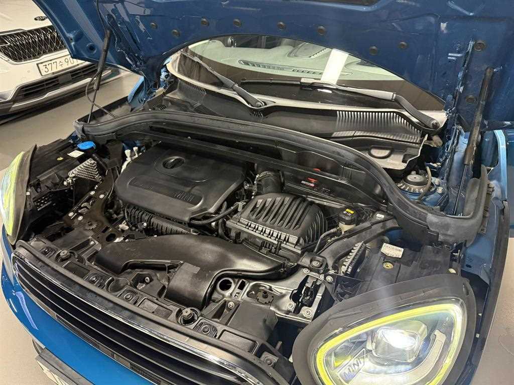 Mini Countryman — photo 06