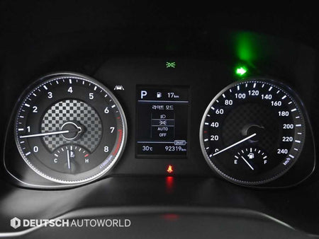 Hyundai Avante — photo 08