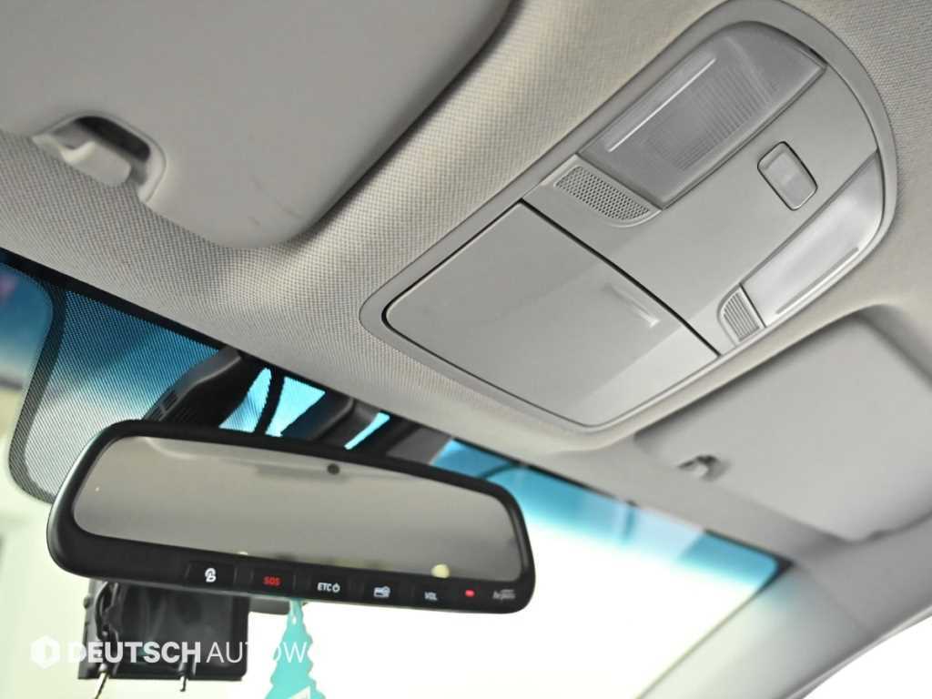Hyundai Avante — photo 18