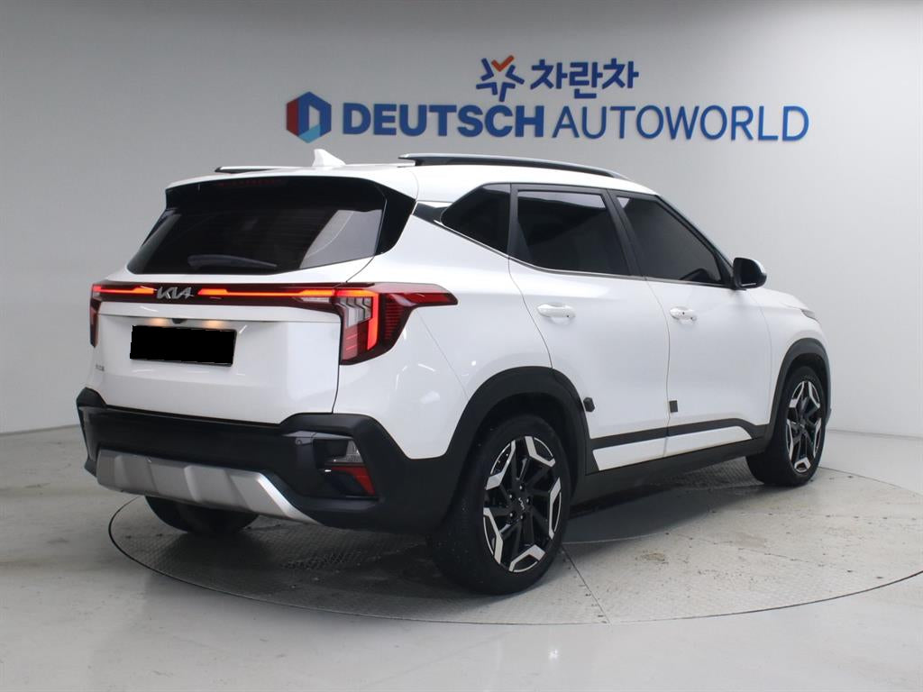 Kia Seltos — photo 02
