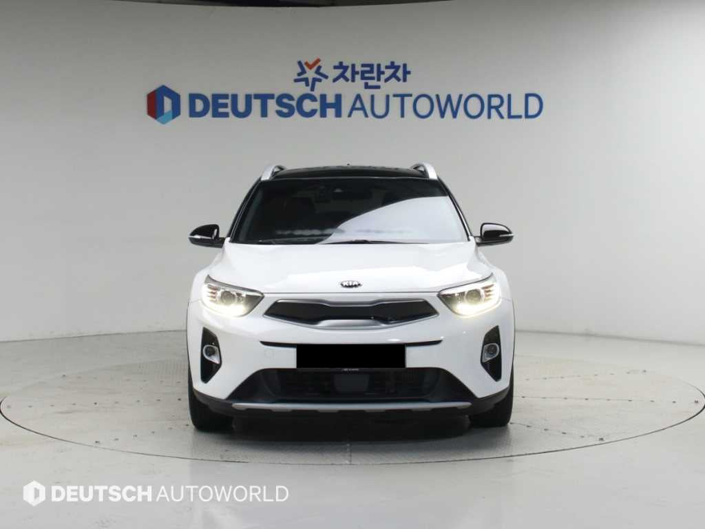 Kia Stonic — photo 03