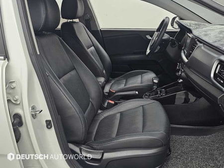 Kia Stonic — photo 10