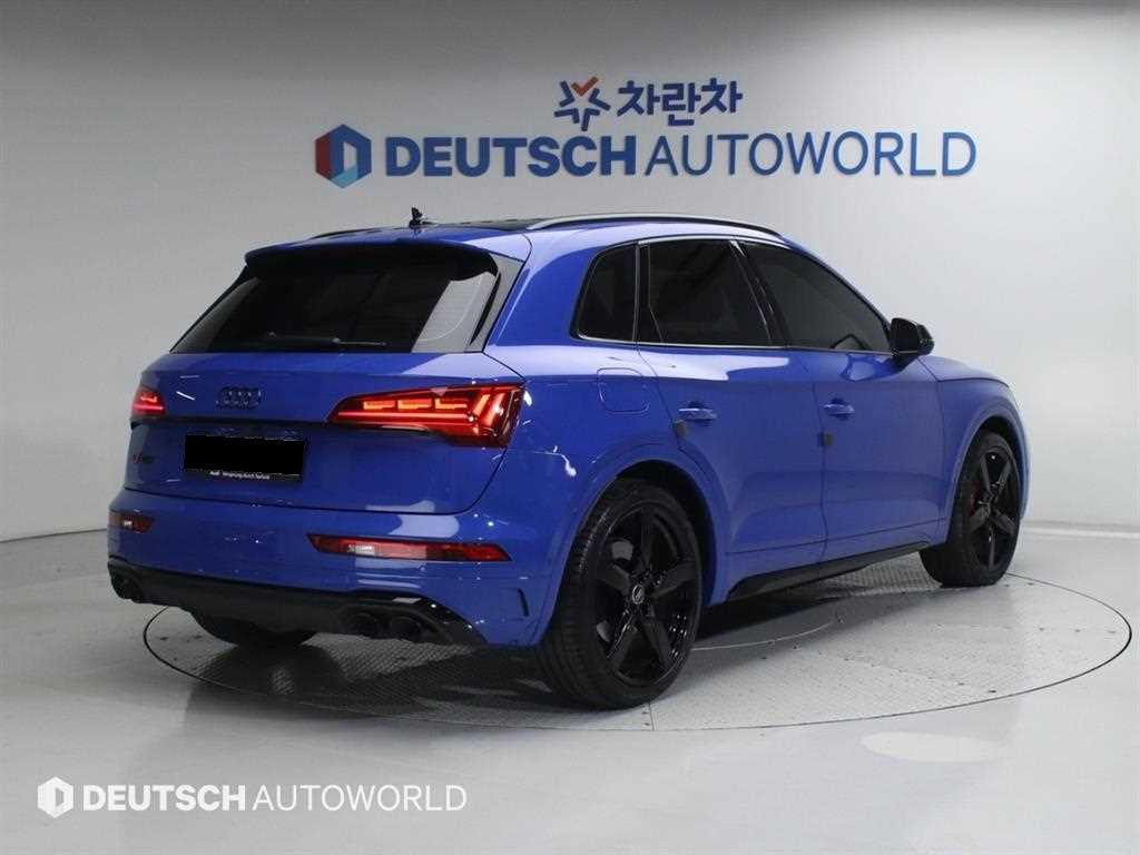 Audi SQ5 — photo 03