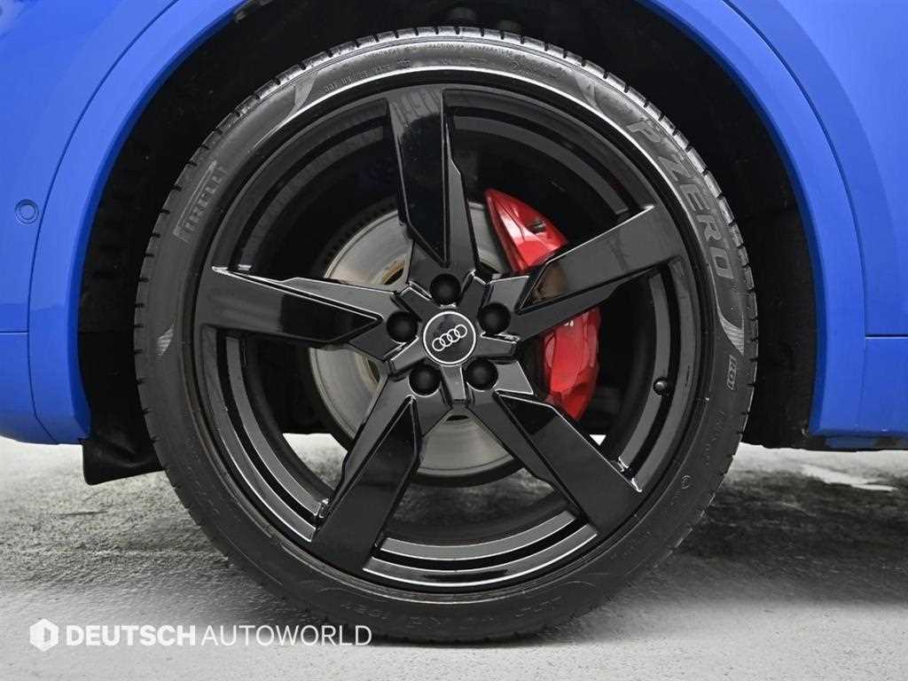 Audi SQ5 — photo 06