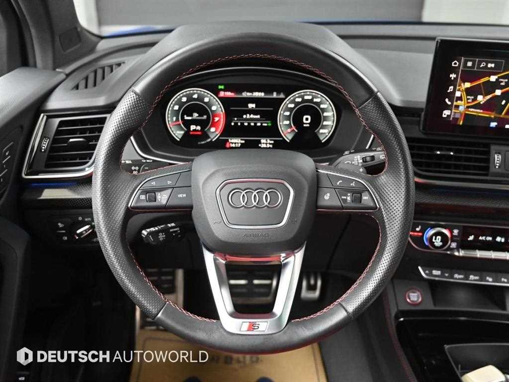 Audi SQ5 — photo 14