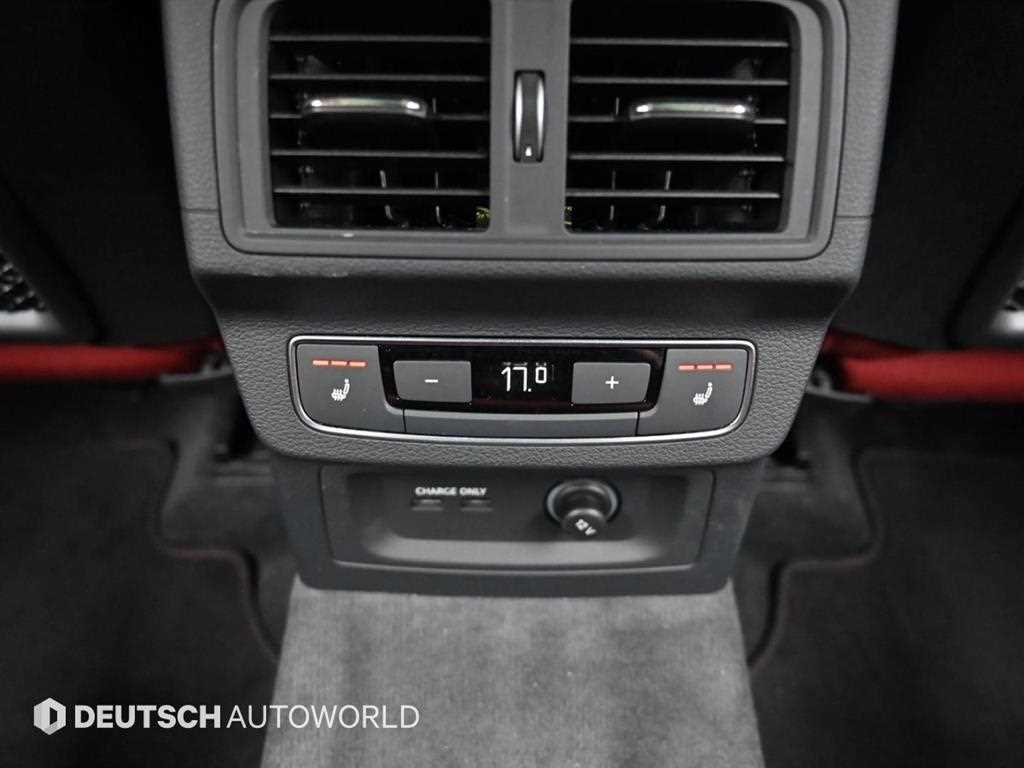 Audi SQ5 — photo 17