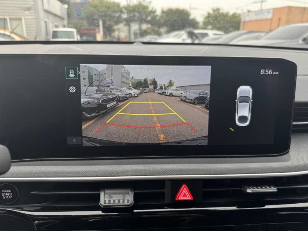Kia K5 — photo 09