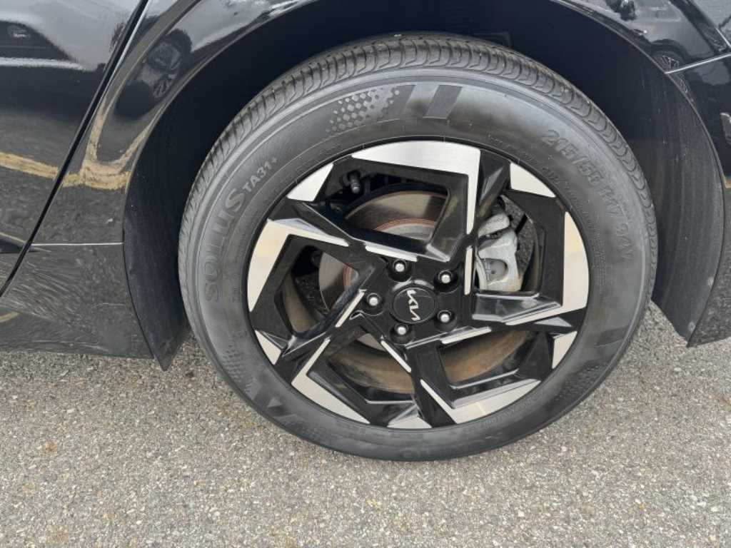 Kia K5 — photo 13