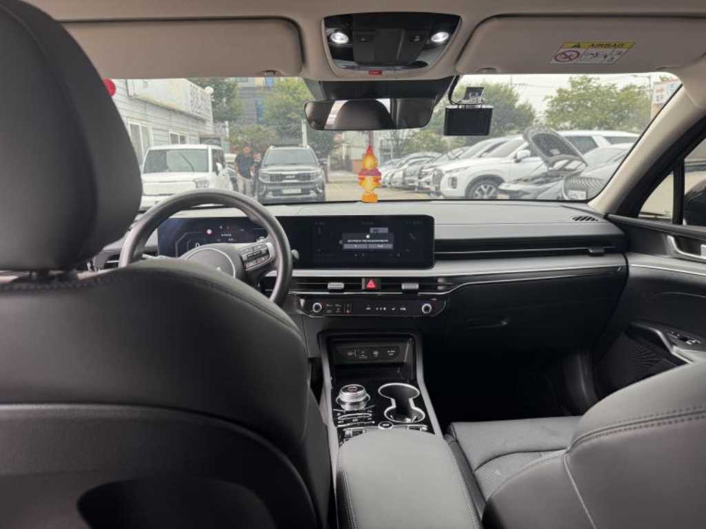 Kia K5 — photo 07