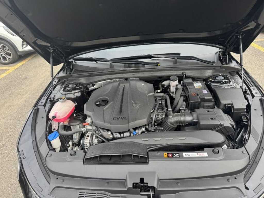 Kia K5 — photo 11
