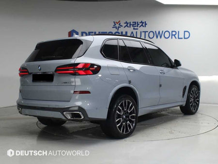 BMW X5 — photo 02