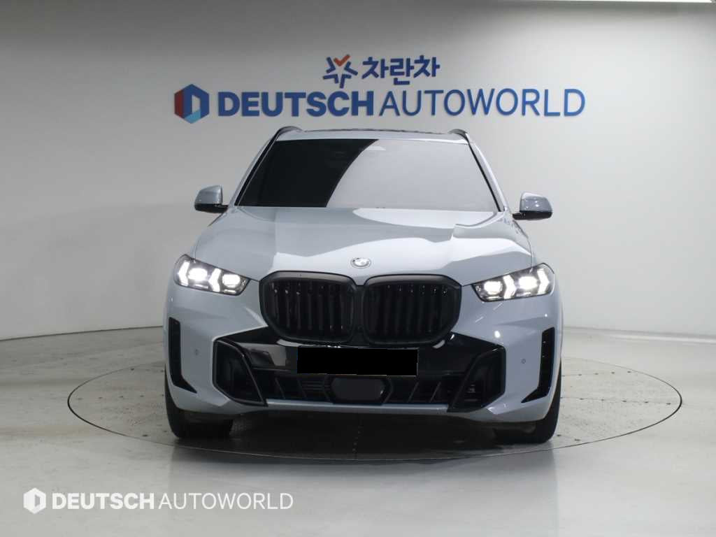 BMW X5 — photo 03