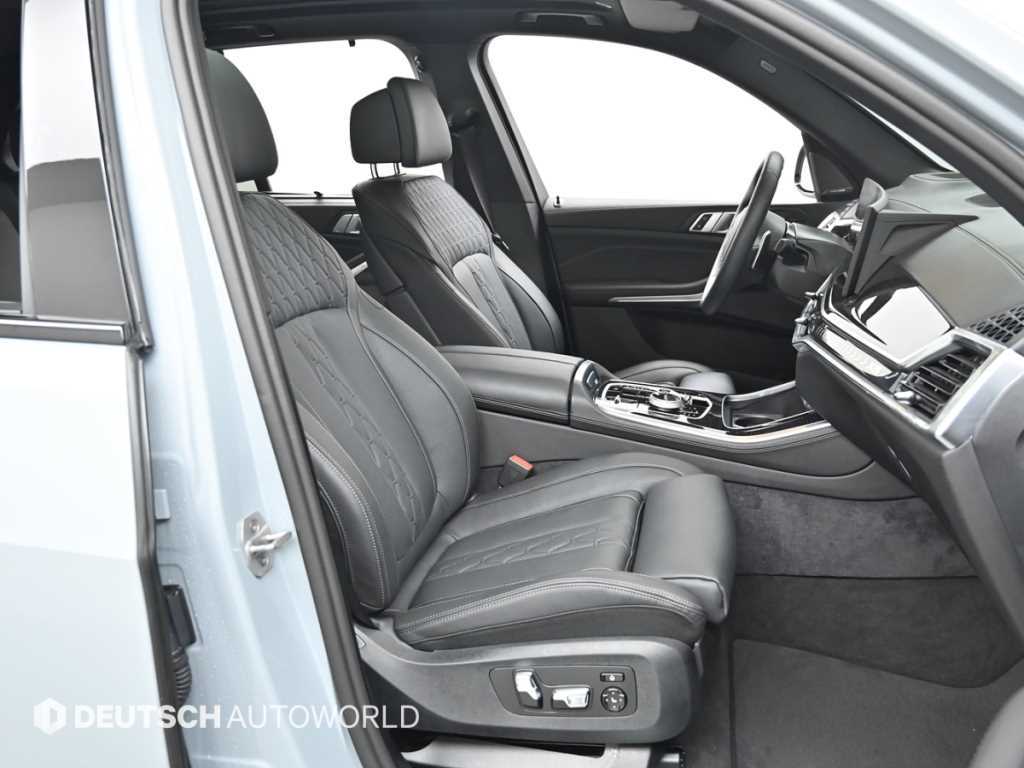 BMW X5 — photo 10