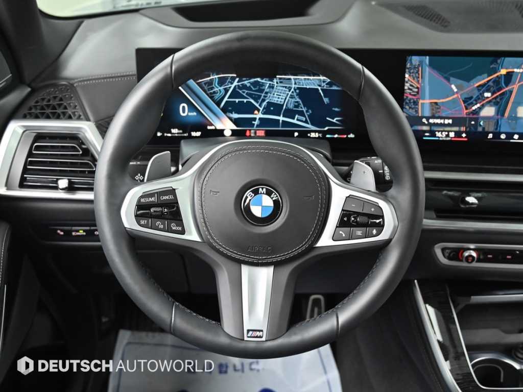BMW X5 — photo 13