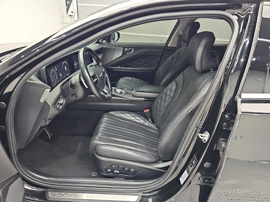 Kia K8 — photo 11