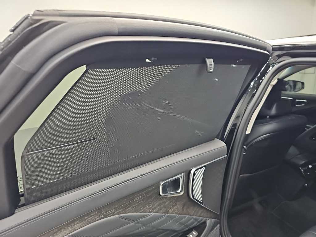 Kia K8 — photo 13