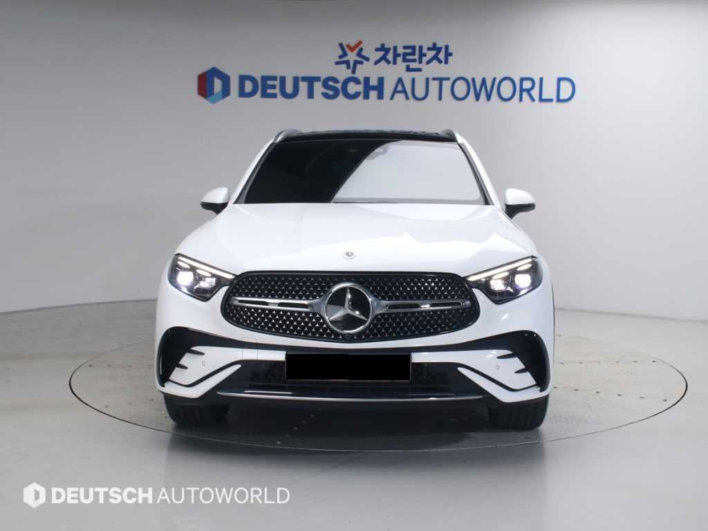 Mercedes-Benz GLC-Class — photo 03