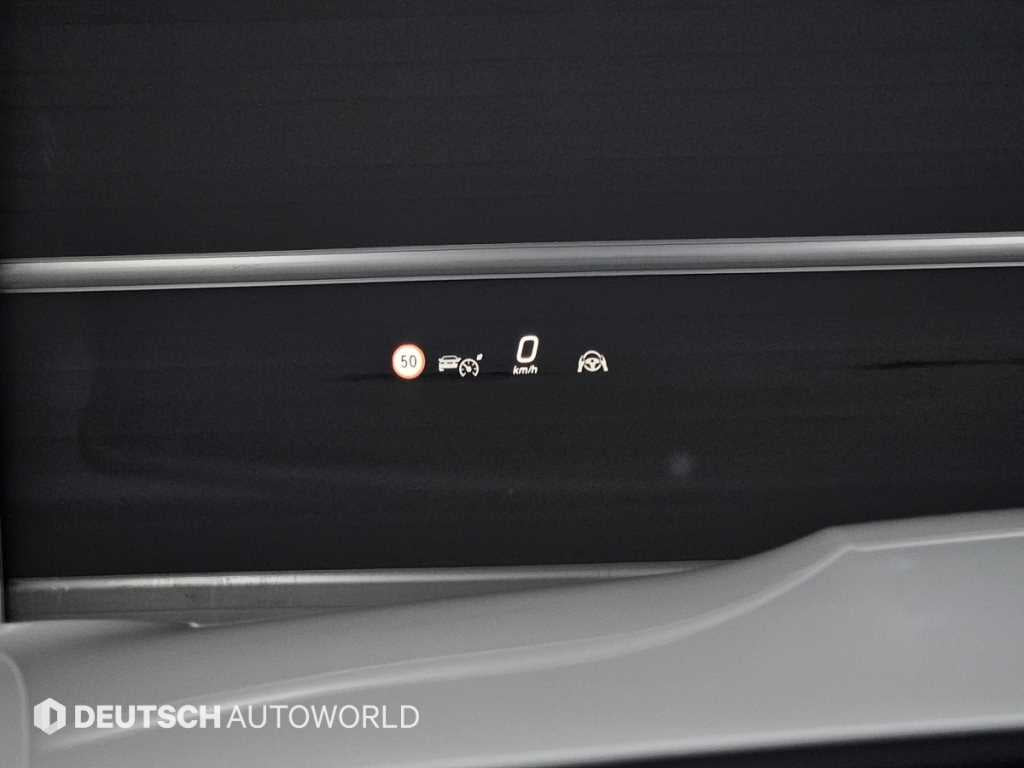 Mercedes-Benz GLC-Class — photo 17