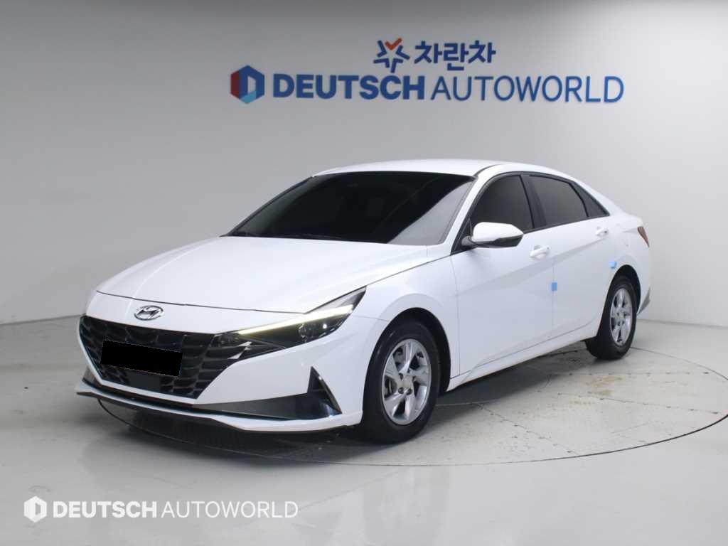 Hyundai Avante — photo 03