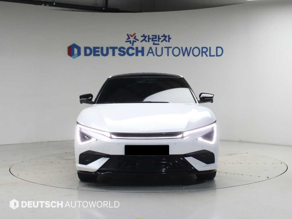 Kia EV6 — photo 03