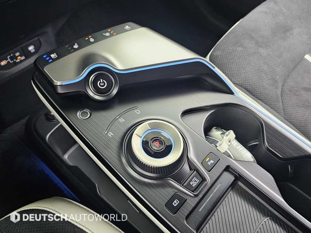 Kia EV6 — photo 08