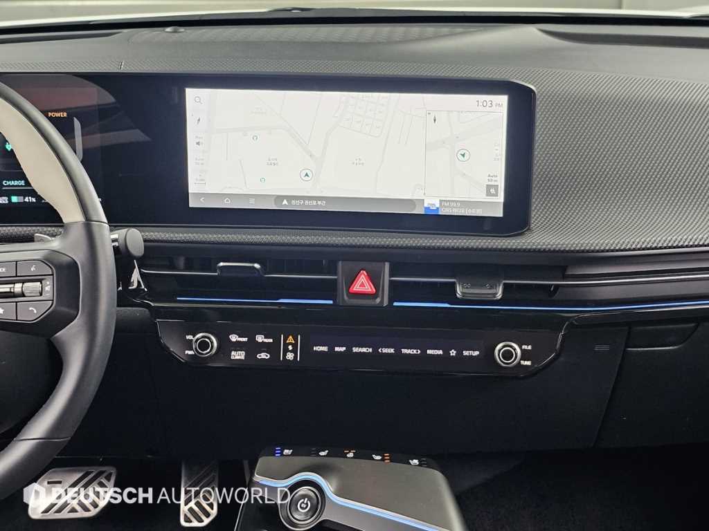 Kia EV6 — photo 13