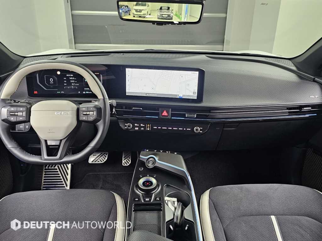 Kia EV6 — photo 15