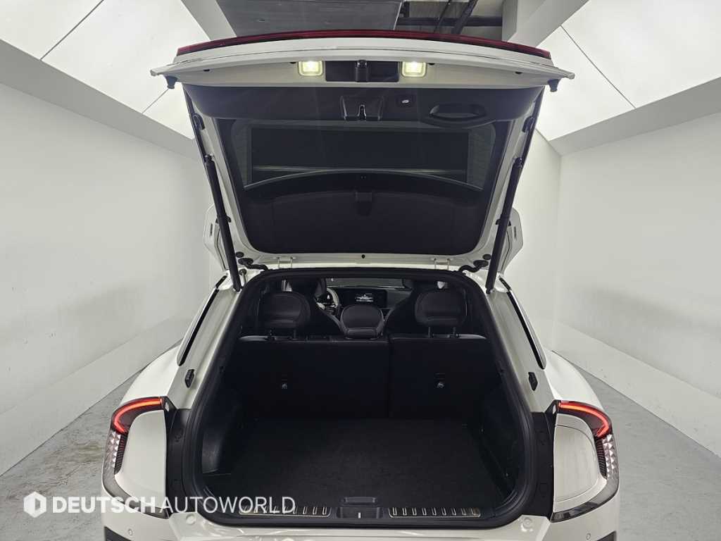 Kia EV6 — photo 19