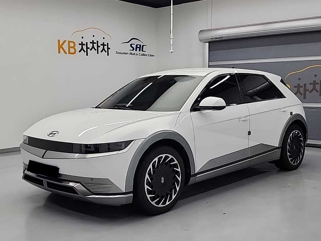 Hyundai Ioniq5 — photo 01