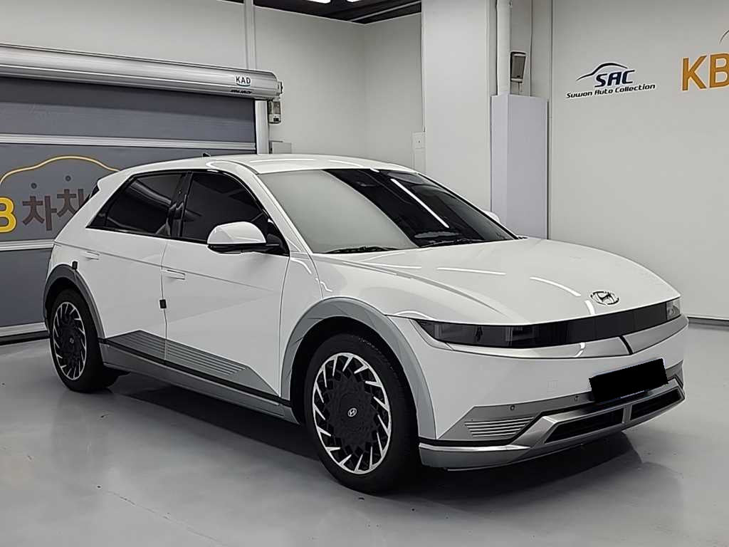 Hyundai Ioniq5 — photo 04