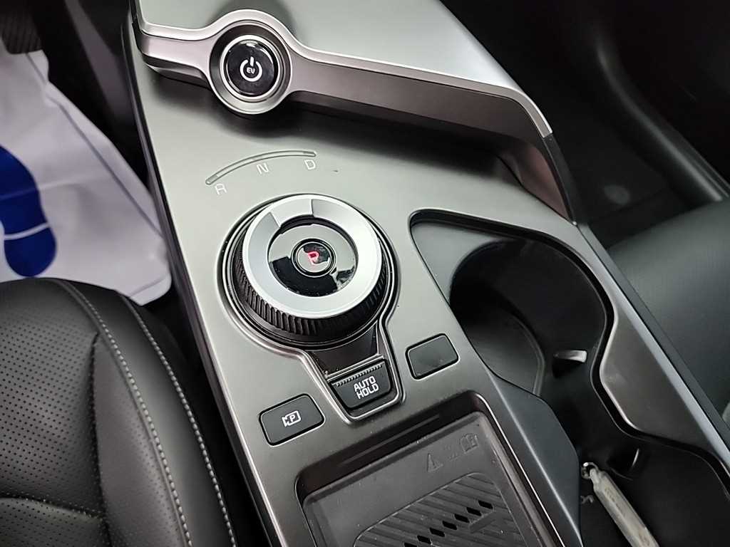 Hyundai Ioniq5 — photo 08