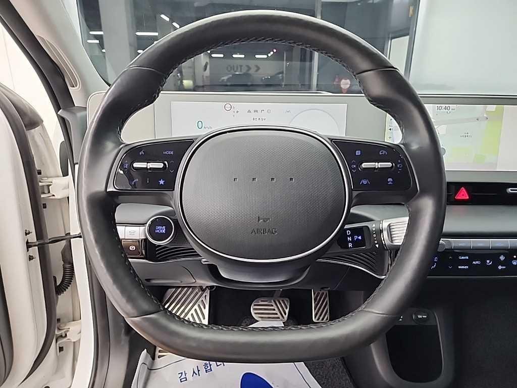 Hyundai Ioniq5 — photo 09